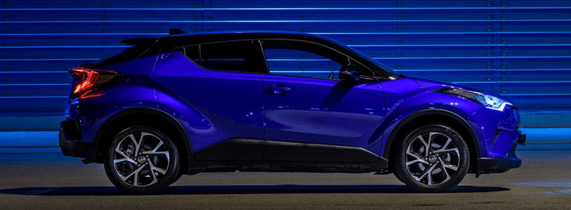 Toyota C-HR стартует в России с отметки 1 299 000 рублей 1 июня 2018 года Toyota C-HR стартует в России с отметки 1 299 000 рублей 1 июня 2018 года