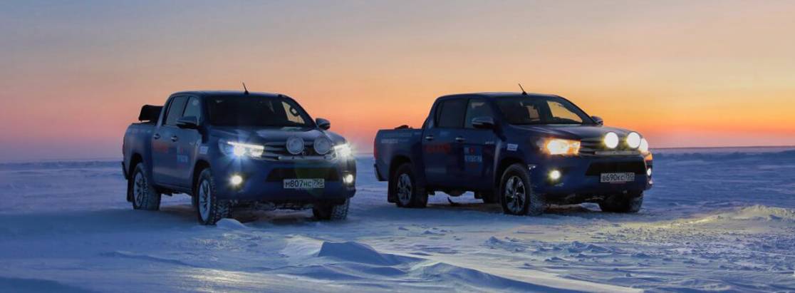 Испытан Крайним Севером: очередной рекорд Toyota Hilux для книги Гиннесса Испытан Крайним Севером: очередной рекорд Toyota Hilux для книги Гиннесса