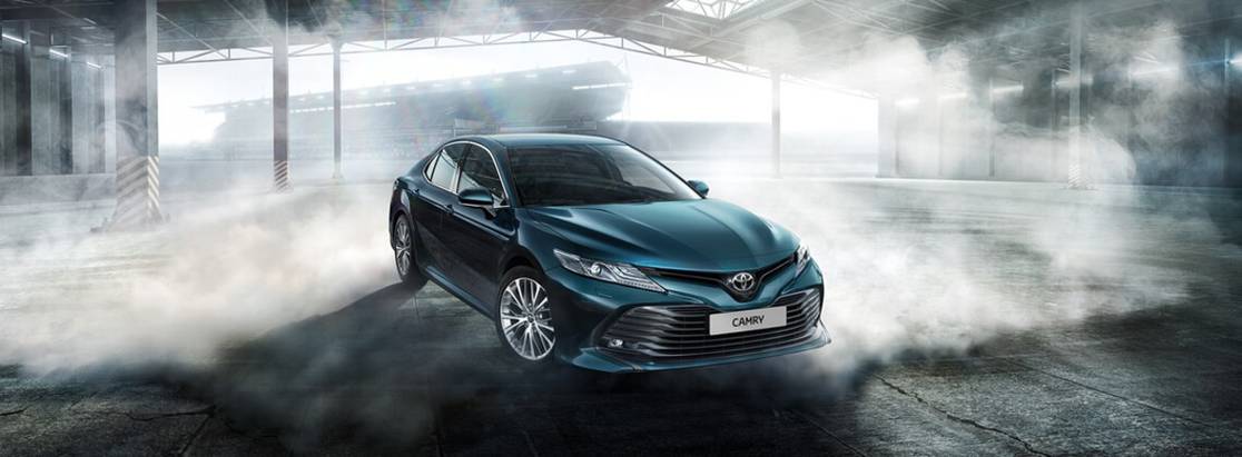 Абсолютно новая Toyota Camry: бестселлер, созданный заново Абсолютно новая Toyota Camry: бестселлер, созданный заново