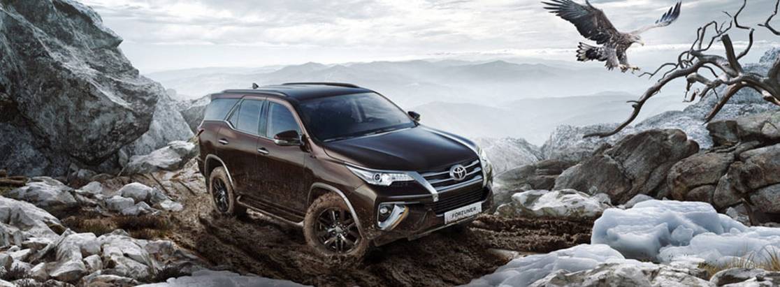 Toyota Fortuner теперь доступен с бензиновым двигателем Toyota Fortuner теперь доступен с бензиновым двигателем